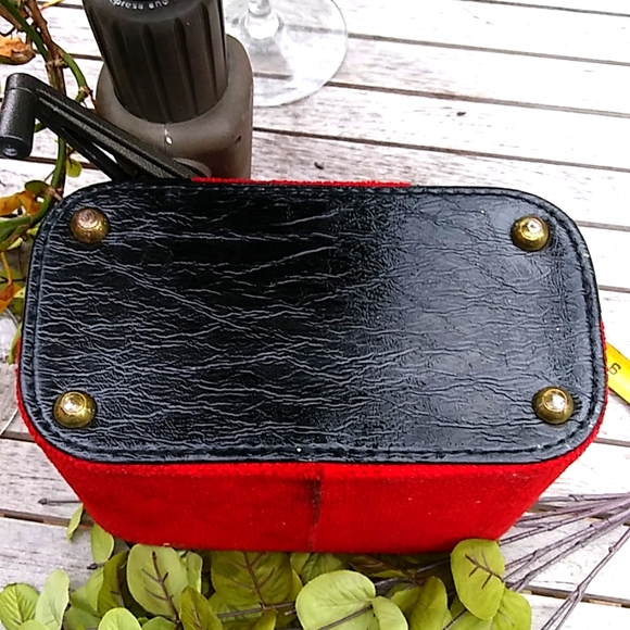 CELEBRITY NEW YORK TRAIN - Picture 10 of 12